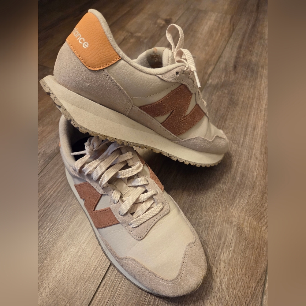 New Balance 237 Rose/Wht - Picture 2 of 9